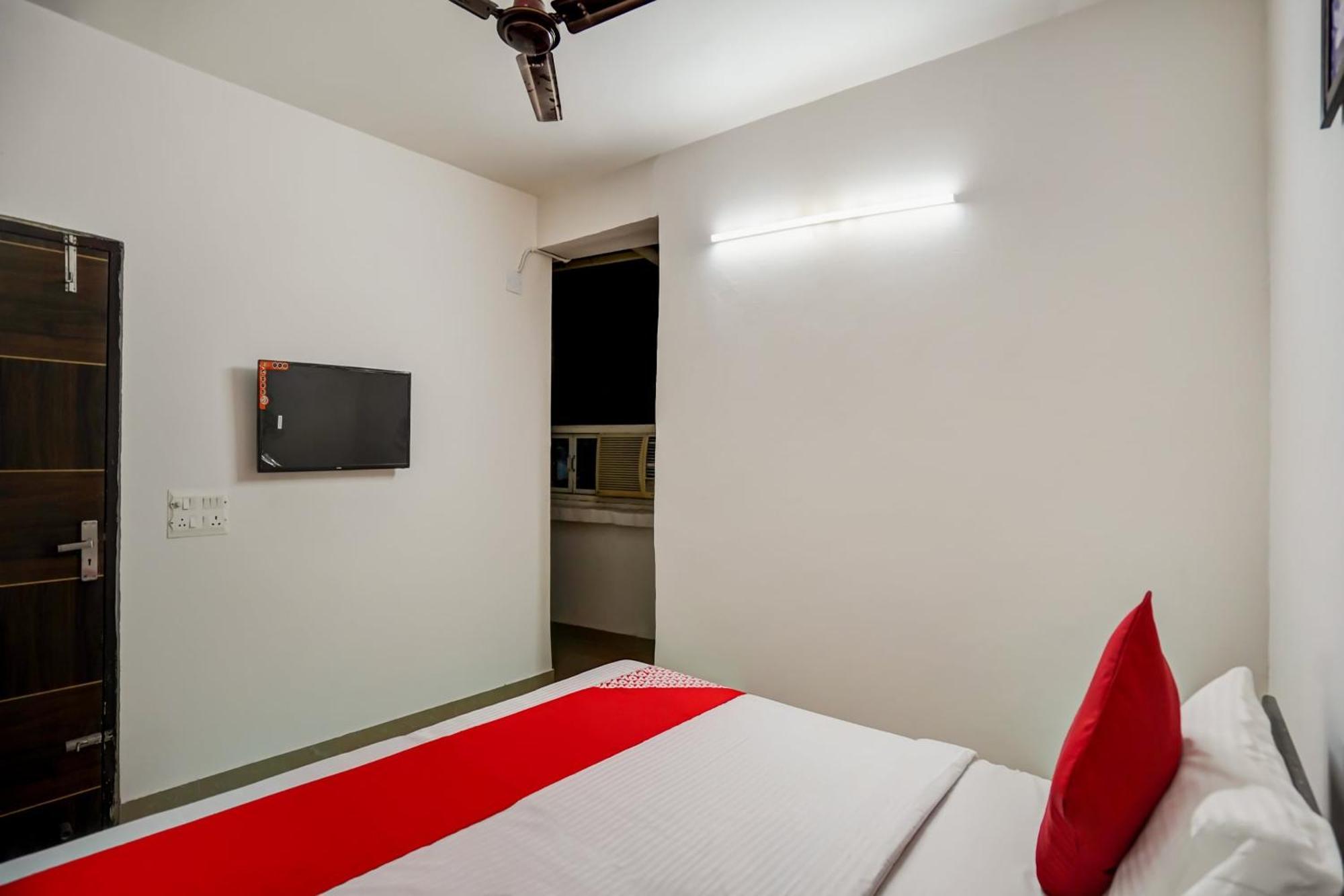Oyo Flagship 75287 Pubg Residency Hotel New Delhi Exterior foto